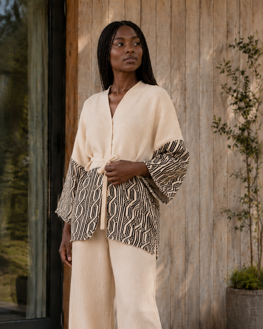 Mønstret Wrap-jakke fra Oli’s Knitwear