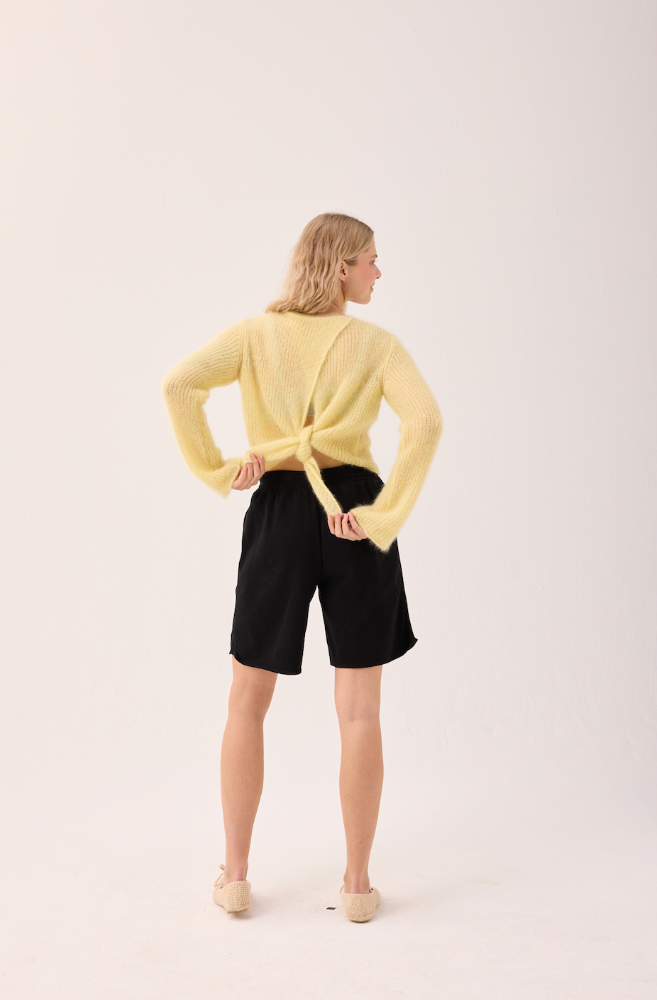 Skraistas Cropped Cardigan – Silke & Mohair, Butter Yellow