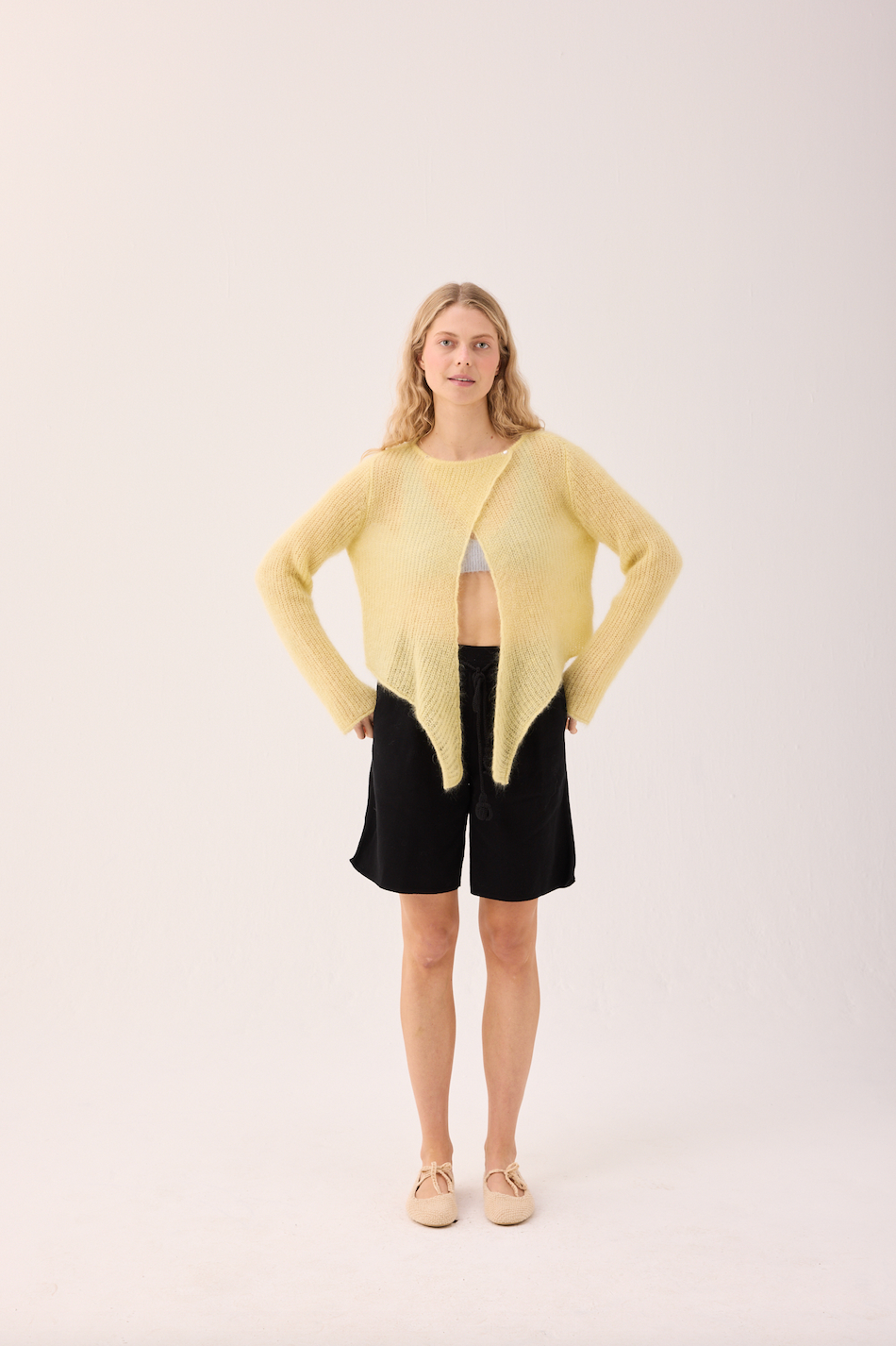 Skraistas Cropped Cardigan – Silke & Mohair, Butter Yellow