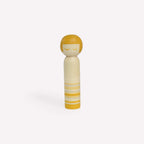 Cohana Kokeshi nålepute – Gul
