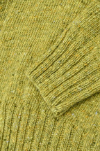 Kent Kort Cardigan i Donegal Merinoull fra OUBAS – farge Lime