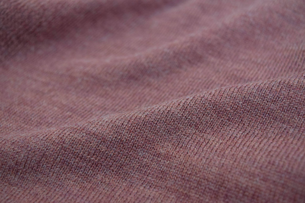 Eden Omslagscardigan i Fin Merinoull fra OUBAS – farge Heather