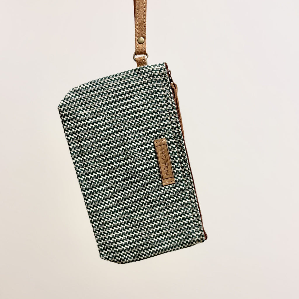 Woven Clutch – håndvevd veskemappe – Grønn stripevev