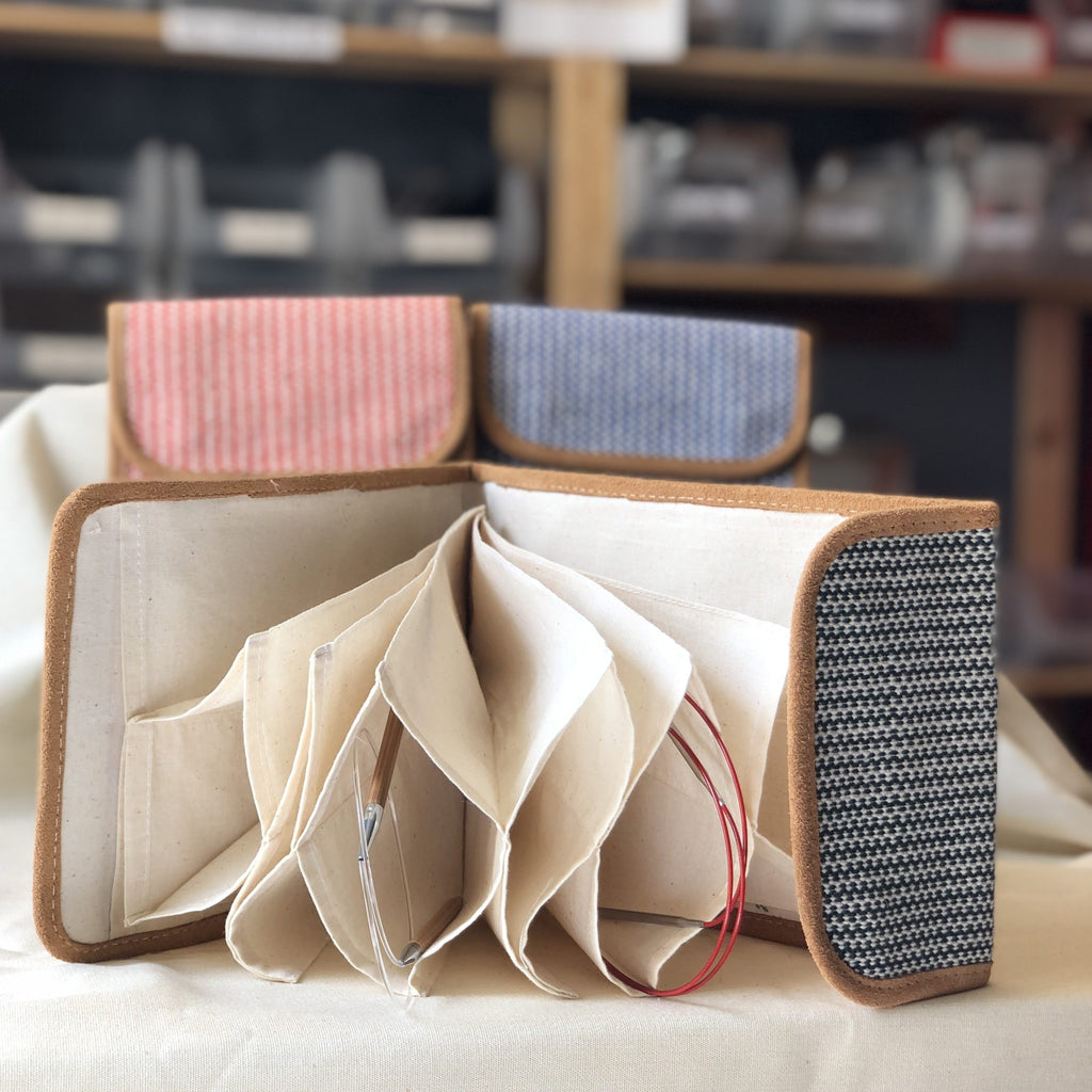 Woven Pinnemappe til rundpinner – stor – detaljbilde