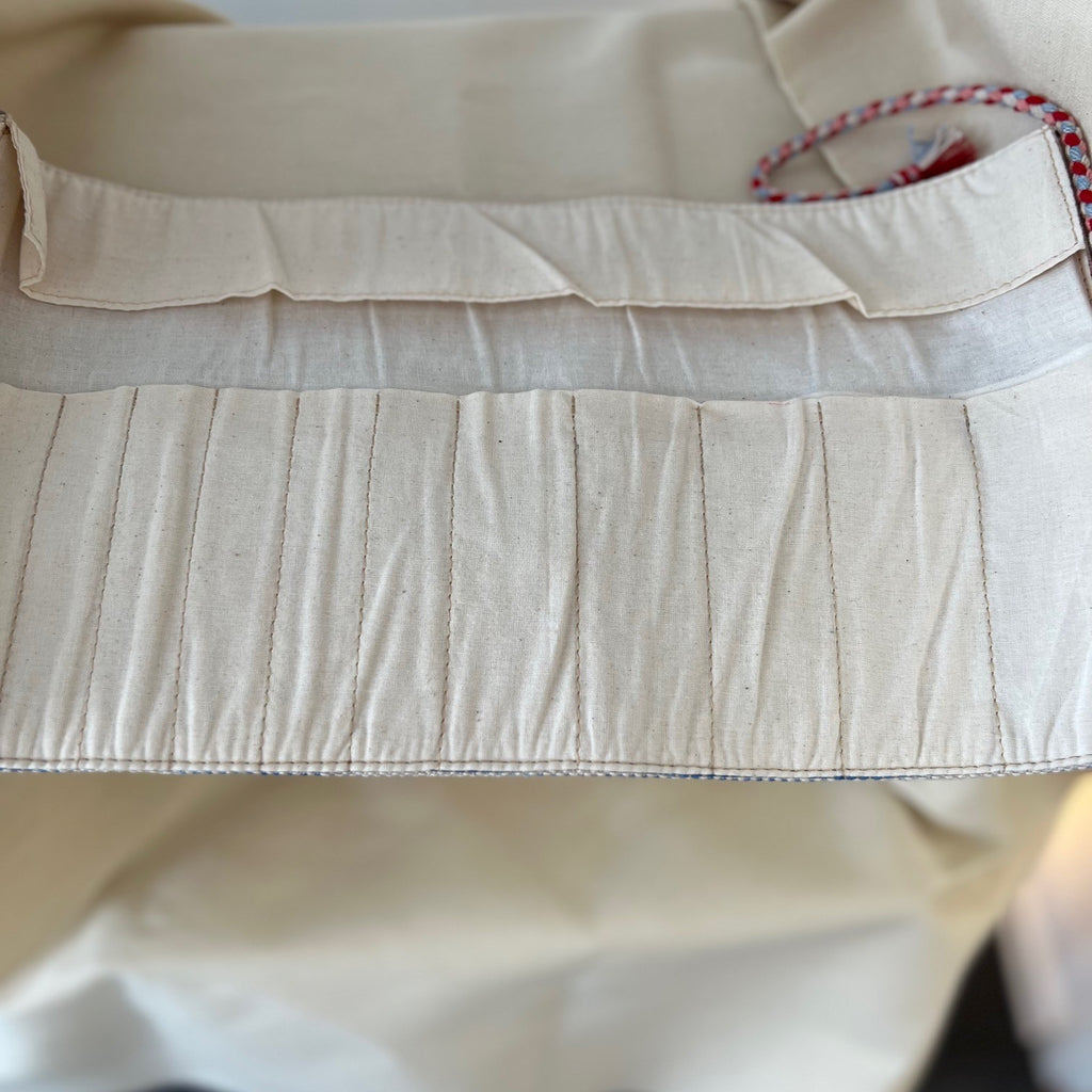 Woven Pinnemappe til strømpepinner – detaljbilde