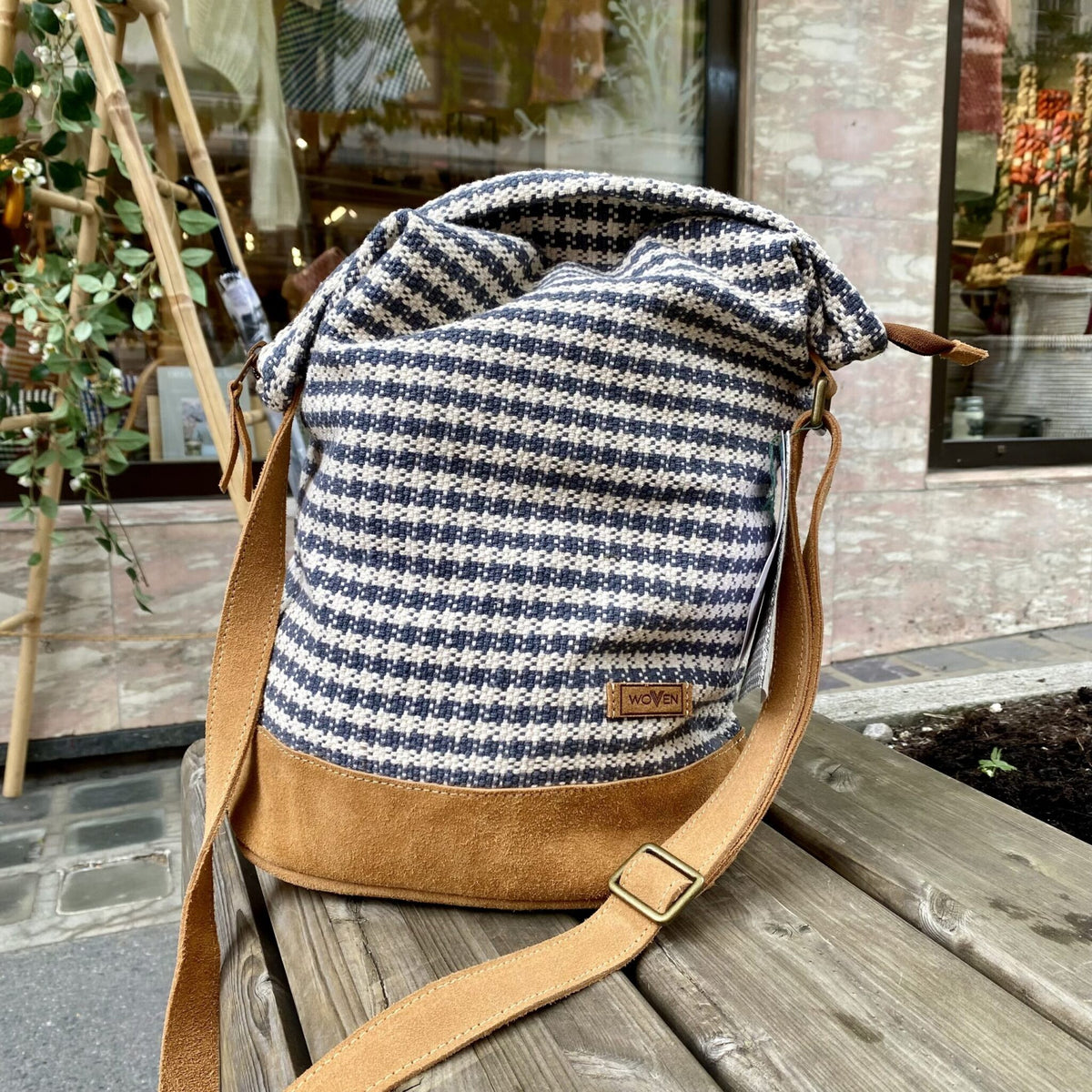 Woven Strikkebag/skulderveske – Grå & hvit hundetann